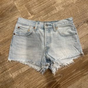 Levi’s shorts